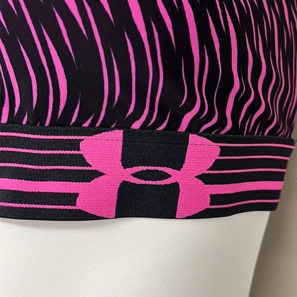 Under Armour Black/Pink Abstract Design Compression HeatGear Sports Bra- Medium - Picture 4 of 9